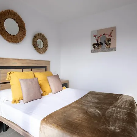 Apartment Urban Sun 332 Pool By Holidays